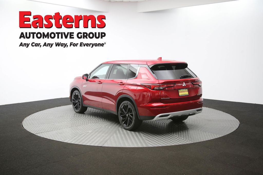 Used 2023 Red Mitsubishi SE image 63