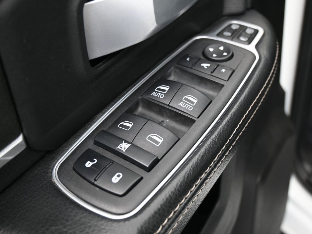 Used 2024 Bright White Clearcoat Ram Big Horn image 14