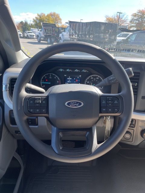 2026 Ford F-350 Chassis XL