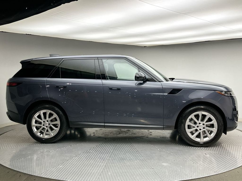 Thumbnail: 2024 Land Rover Range Rover Sport - 14