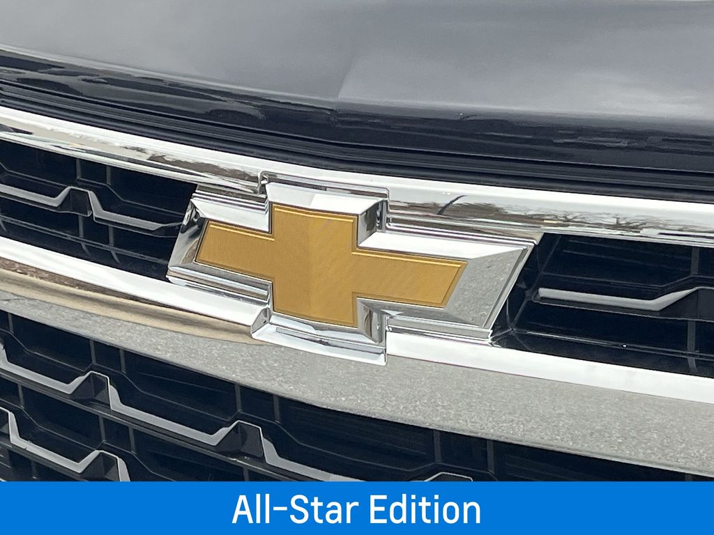 2024 Chevrolet Silverado 1500 LT photo