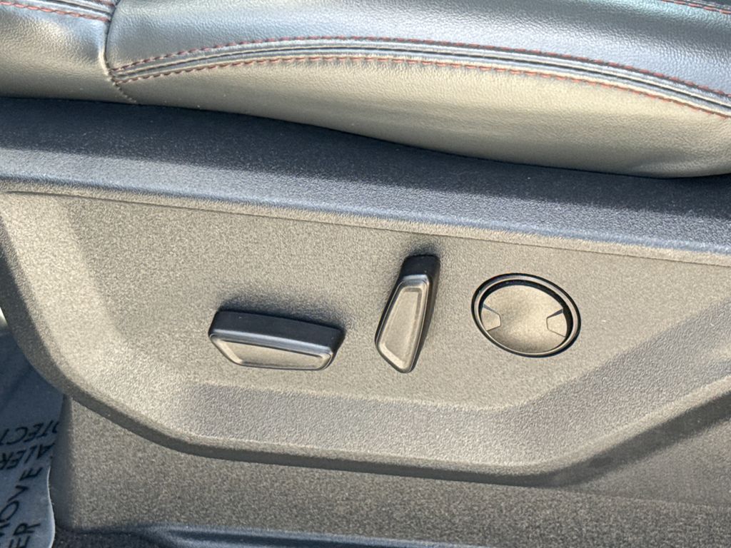 Certified Used 2025 Gray Ford Active image 28