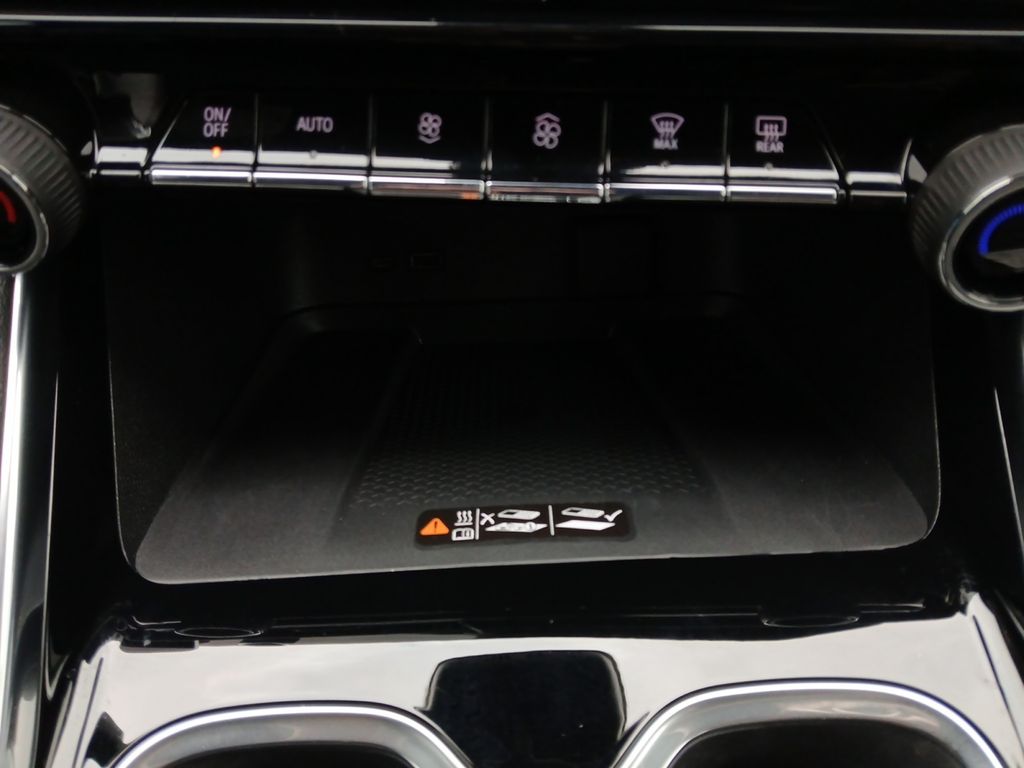 Used Car 2024 Chevrolet Traverse  Z71 For Sale Under $50,000 In Austin, Texas