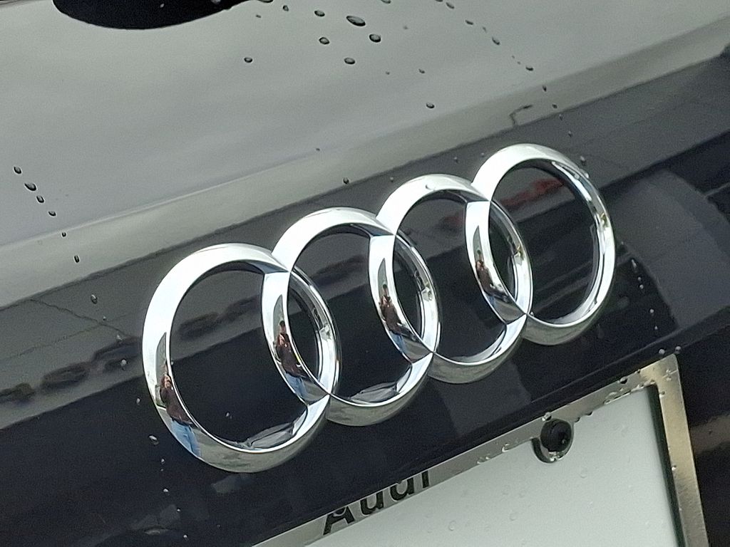 Thumbnail: 2025 Audi Q3 - 20