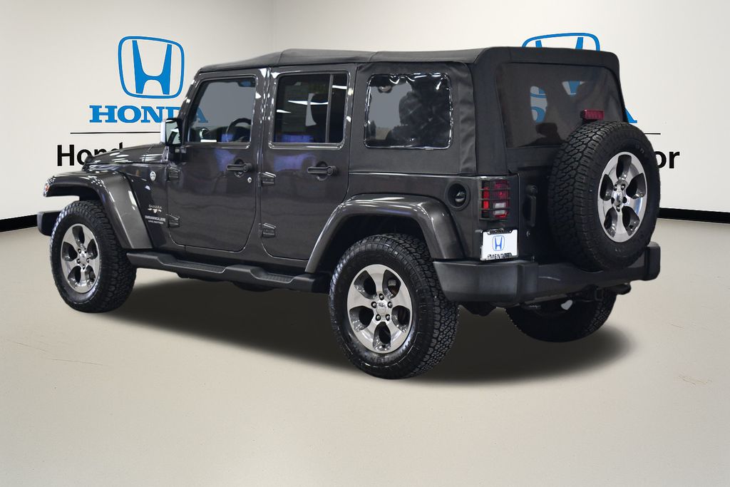 Thumbnail: 2017 Jeep Wrangler - 3