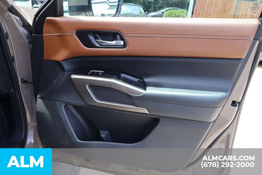 Used 2023 Beige Nissan Platinum image 30
