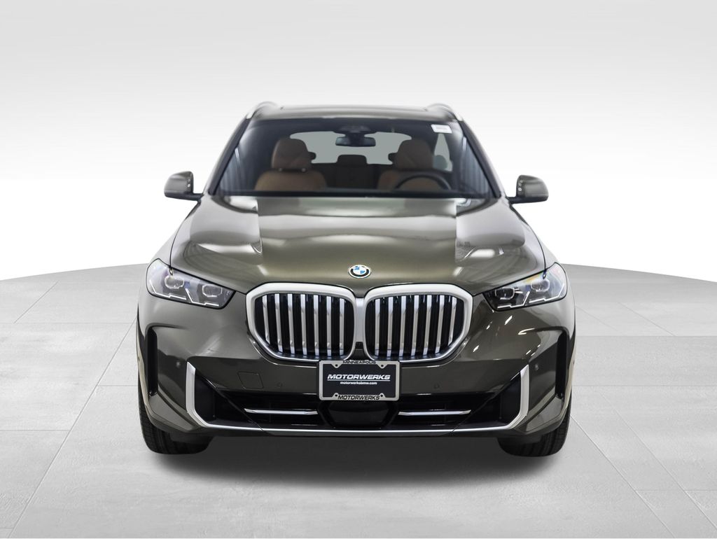 Thumbnail: 2026 BMW X5 - 8