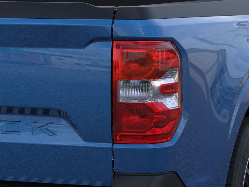 New 2025 Ford Maverick Lariat 4D Crew Cab