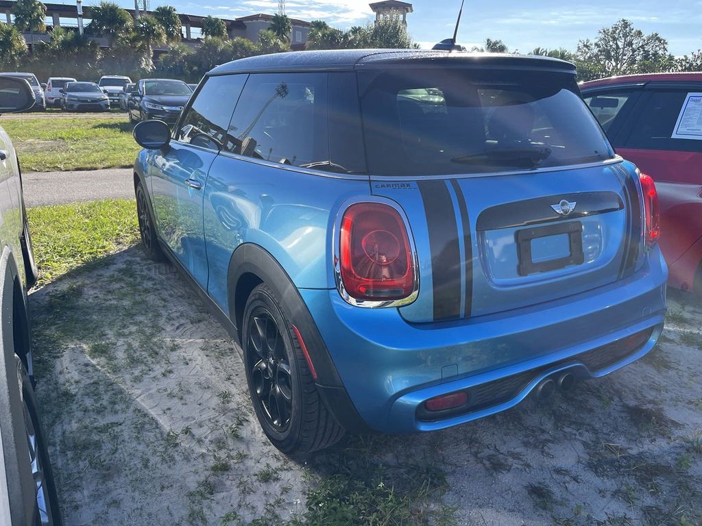 2015 MINI Cooper S Base 6