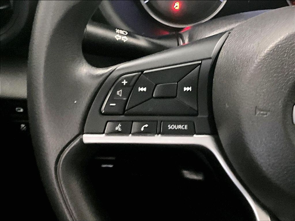 2022 Nissan Kicks — photo 23