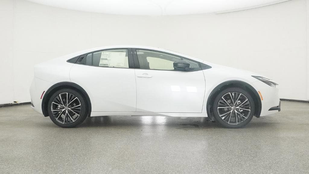 Thumbnail: 2025 Toyota Prius - 25