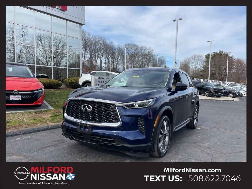 2023 INFINITI QX60 Luxe AWD