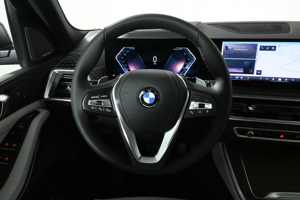 Thumbnail: 2026 BMW X5 - 18