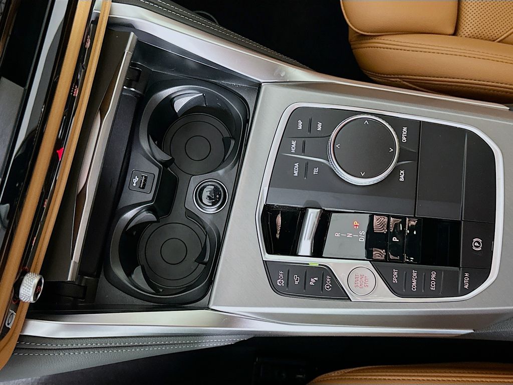 Thumbnail: 2025 BMW 4 Series - 17