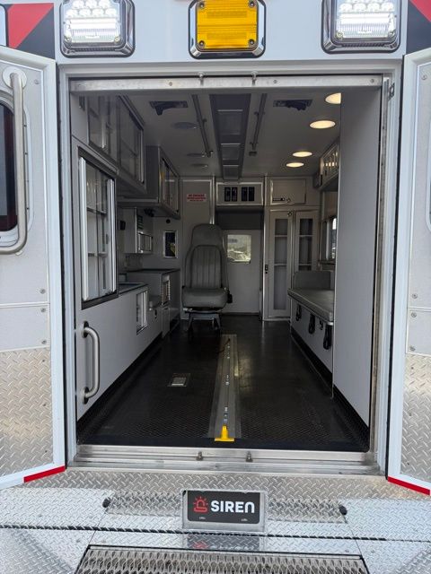 New 2026 White Ford Base image 8