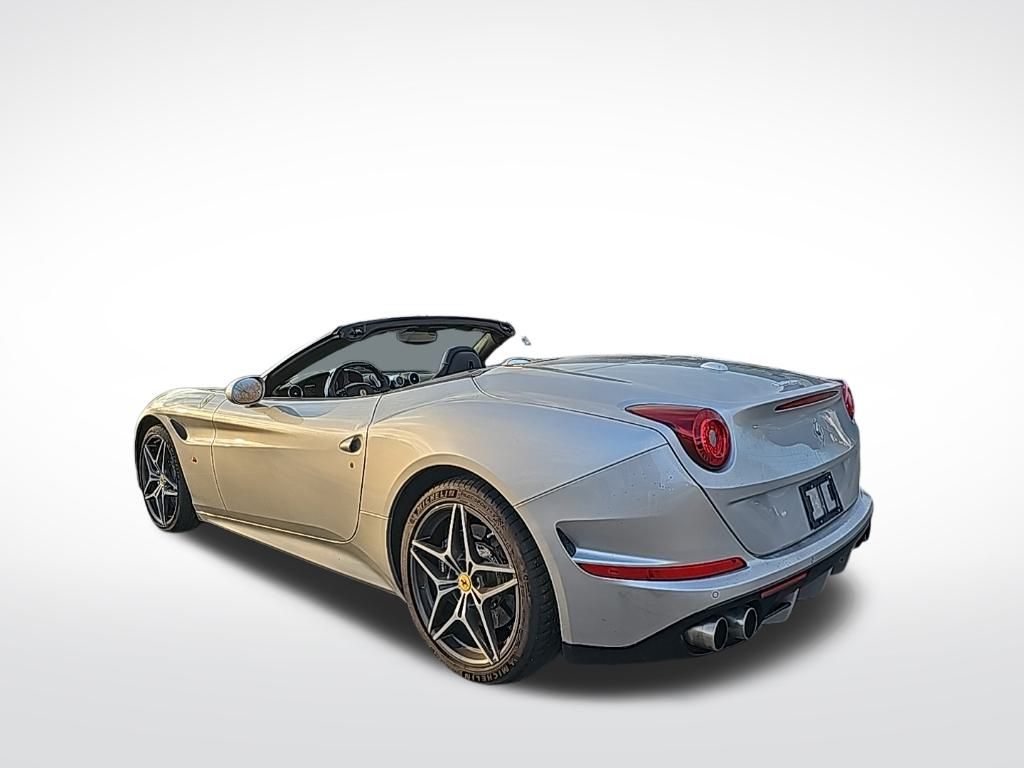 2016 Ferrari California T 7