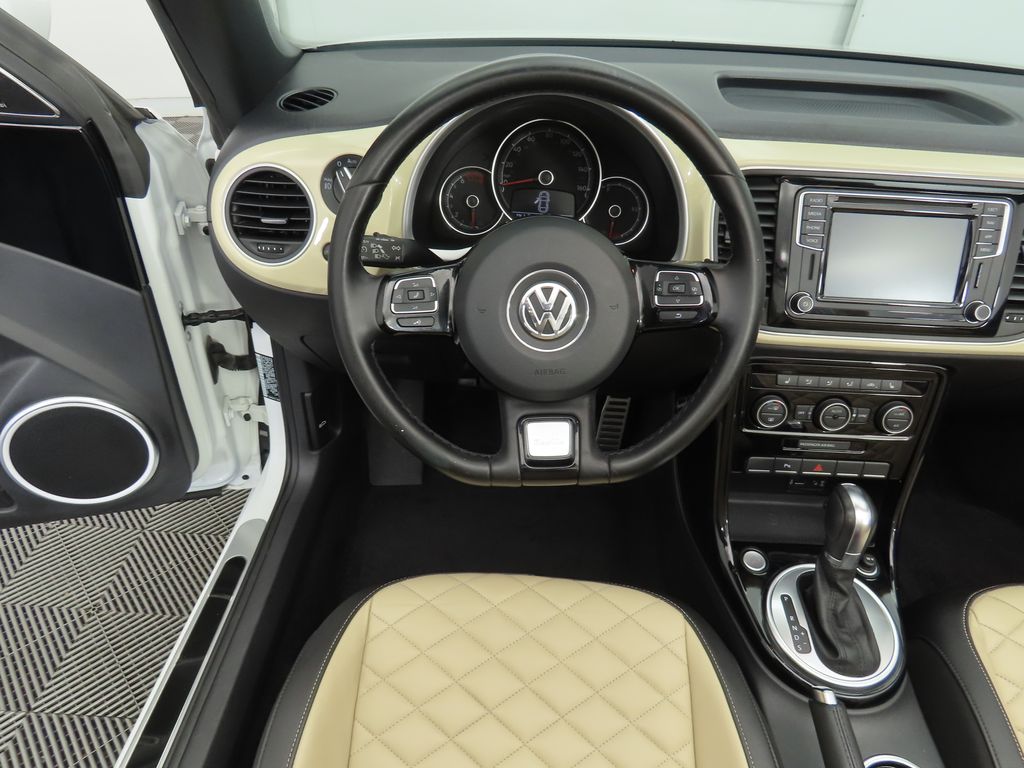 Thumbnail: 2019 Volkswagen Beetle - 18