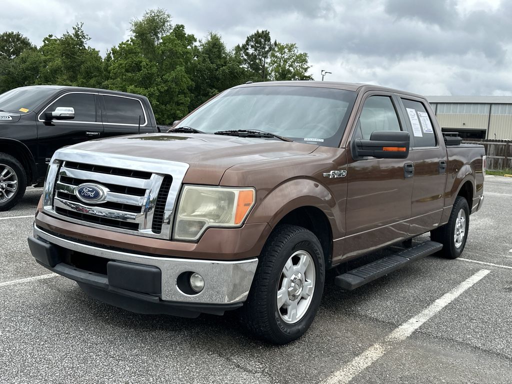 Bronze Metallic 2011 Ford F-150 XLT SuperCrew Pickup Truck 4X2 6-Speed Automatic