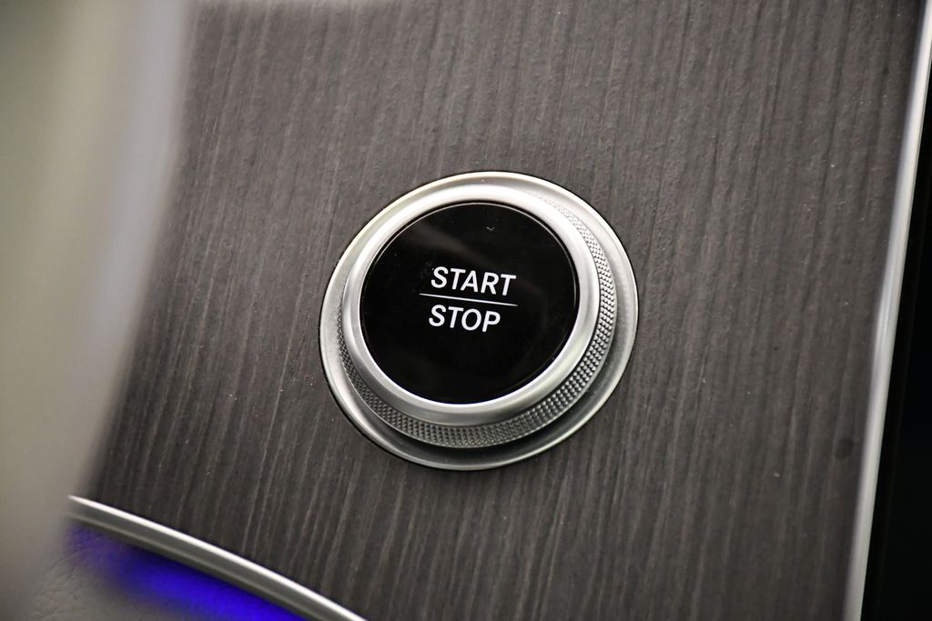 Thumbnail: 2023 Mercedes-Benz EQS - 27