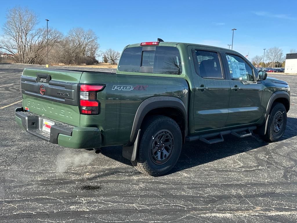 2025 Nissan Frontier PRO-4X photo
