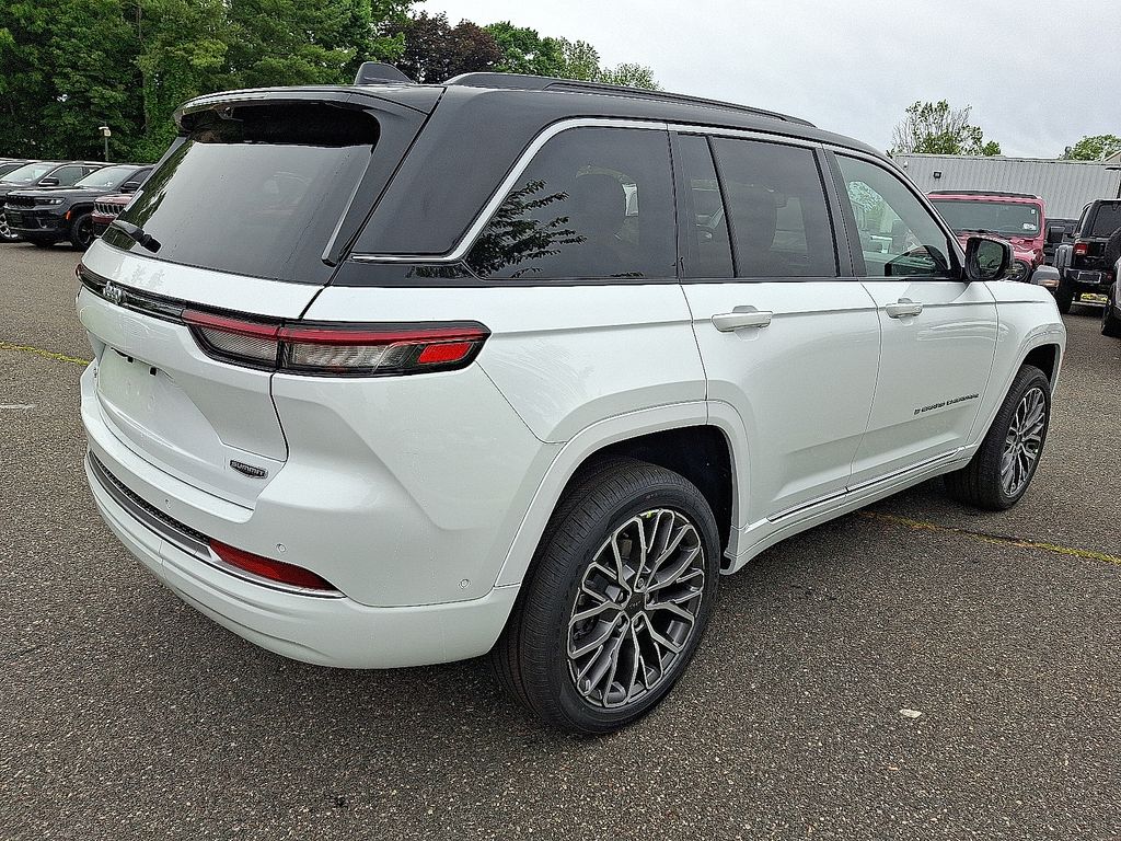 New 2026 Jeep Grand Cherokee SUV