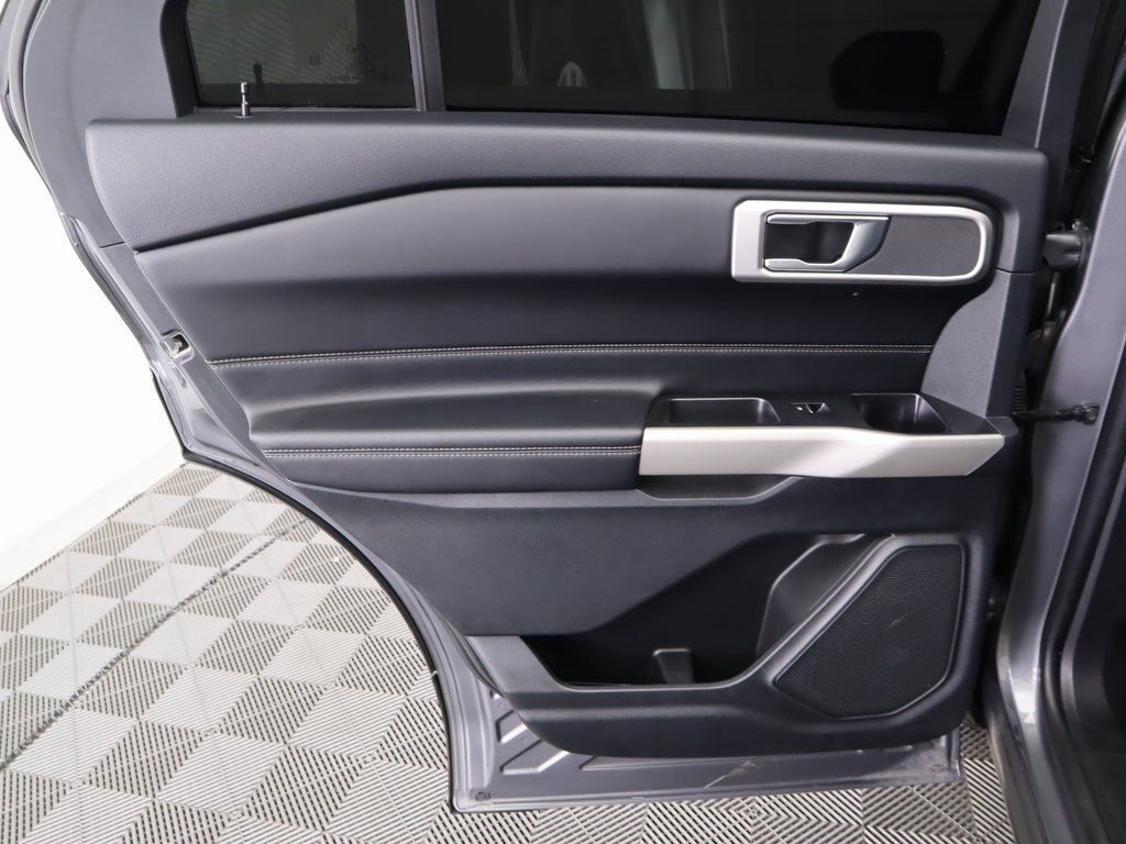 Thumbnail: 2022 Ford Explorer - 27