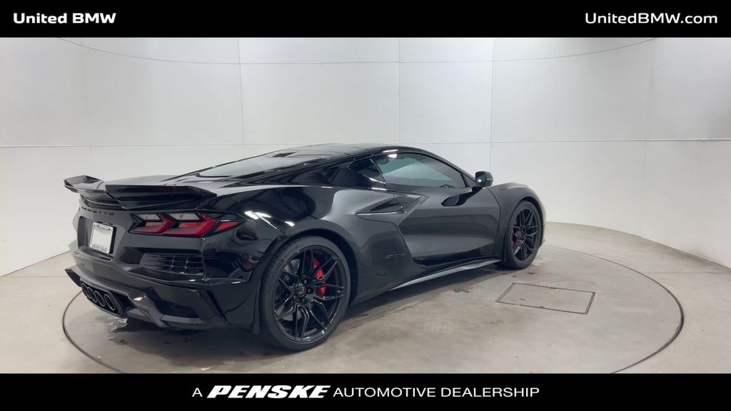 Thumbnail: 2025 Chevrolet Corvette - 8