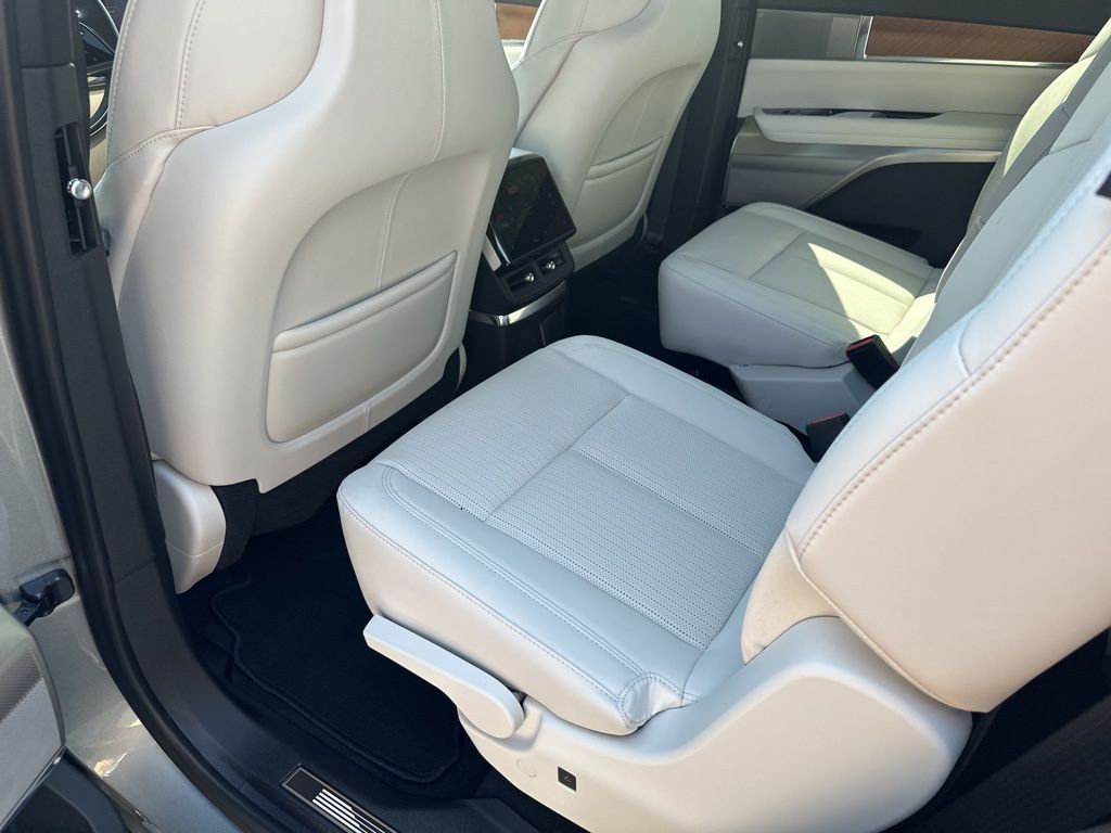 New 2026 Silver Cadillac Luxury image 19