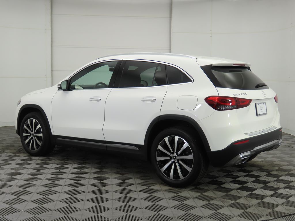 Thumbnail: 2023 Mercedes-Benz GLA - 7