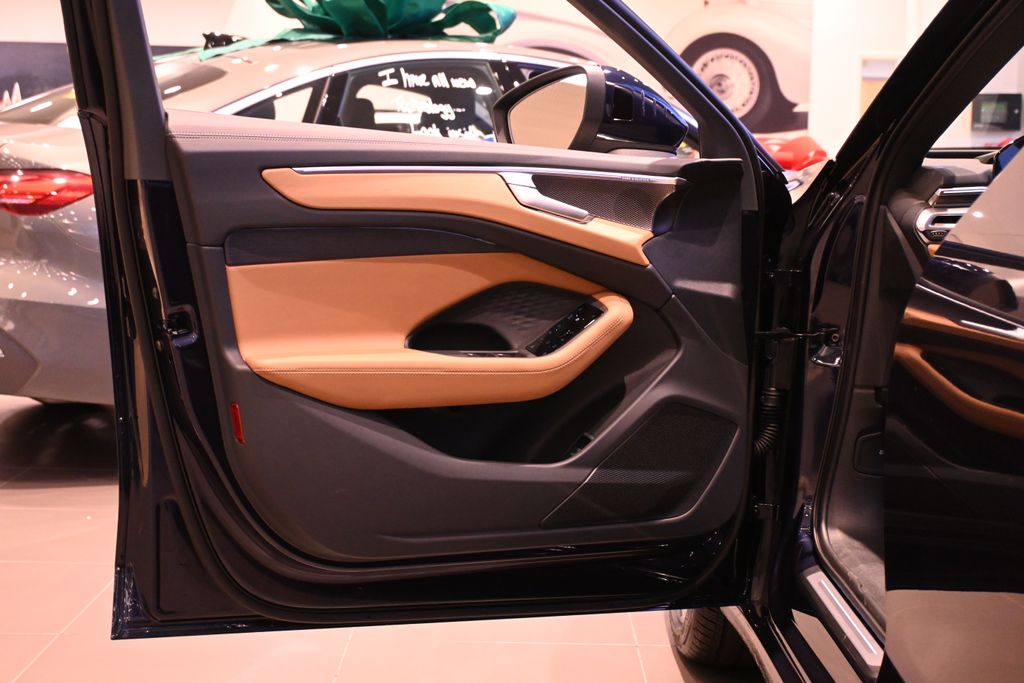 Thumbnail: 2026 Audi A6 - 18