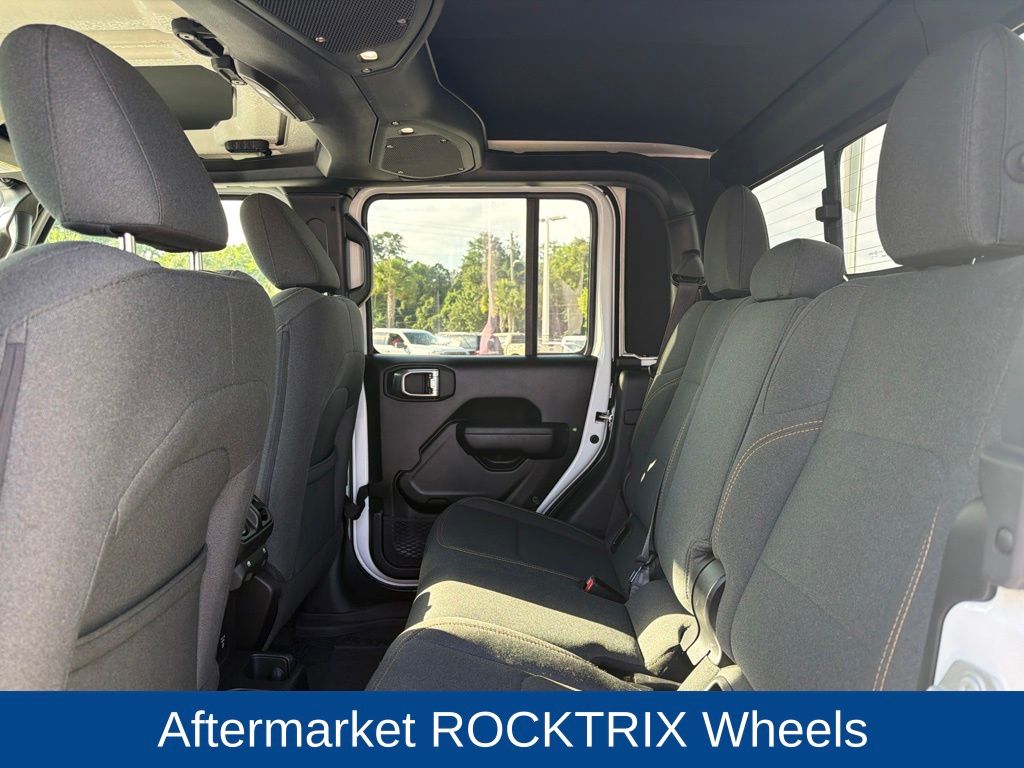 2024 Jeep Gladiator Sport S