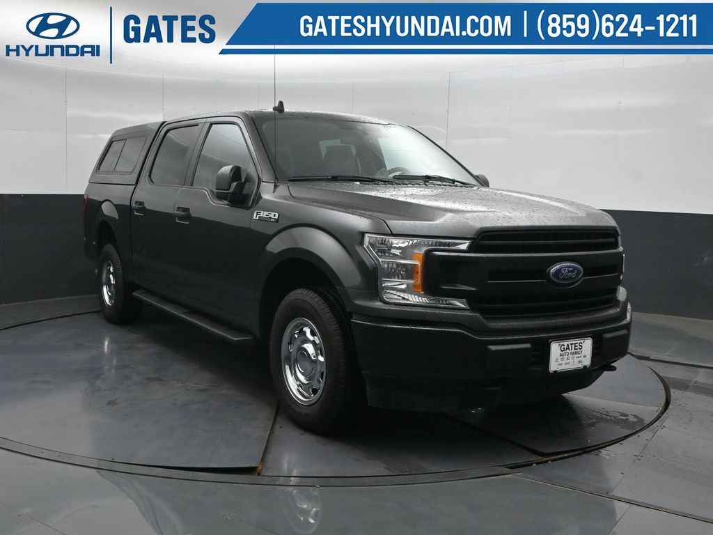 View vehicle photo 4