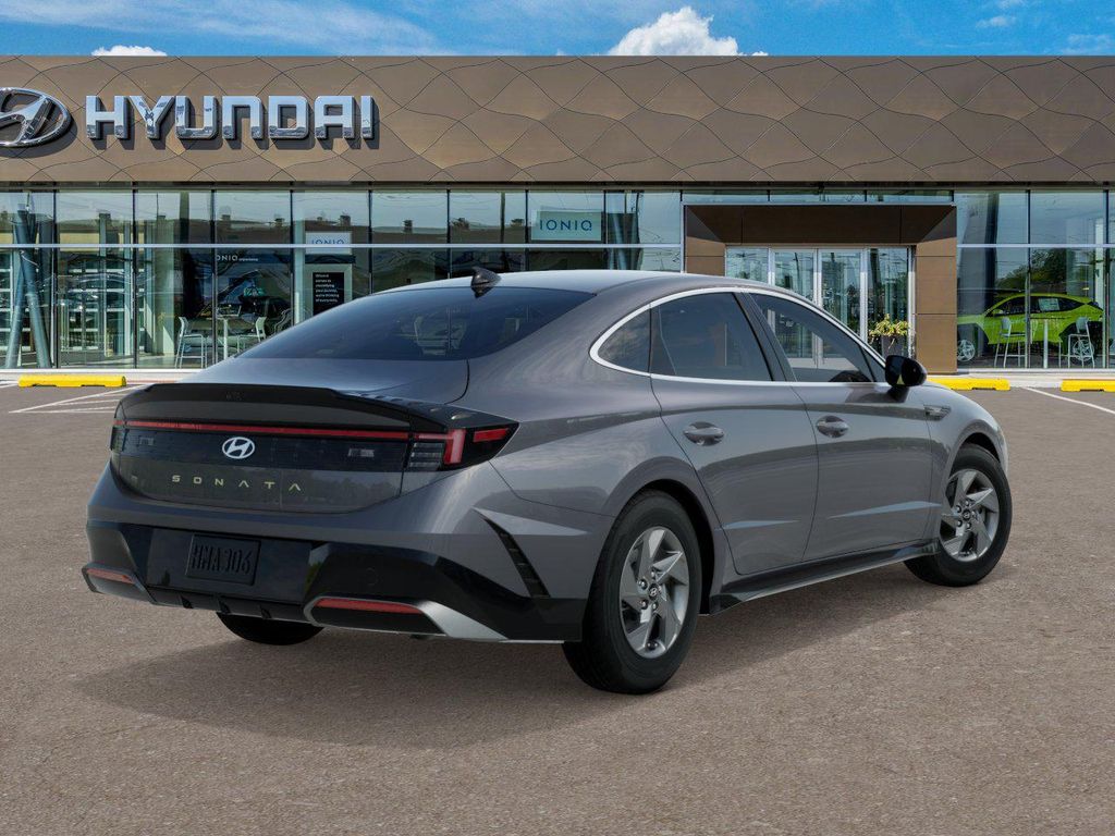 Thumbnail: 2025 Hyundai Sonata - 4