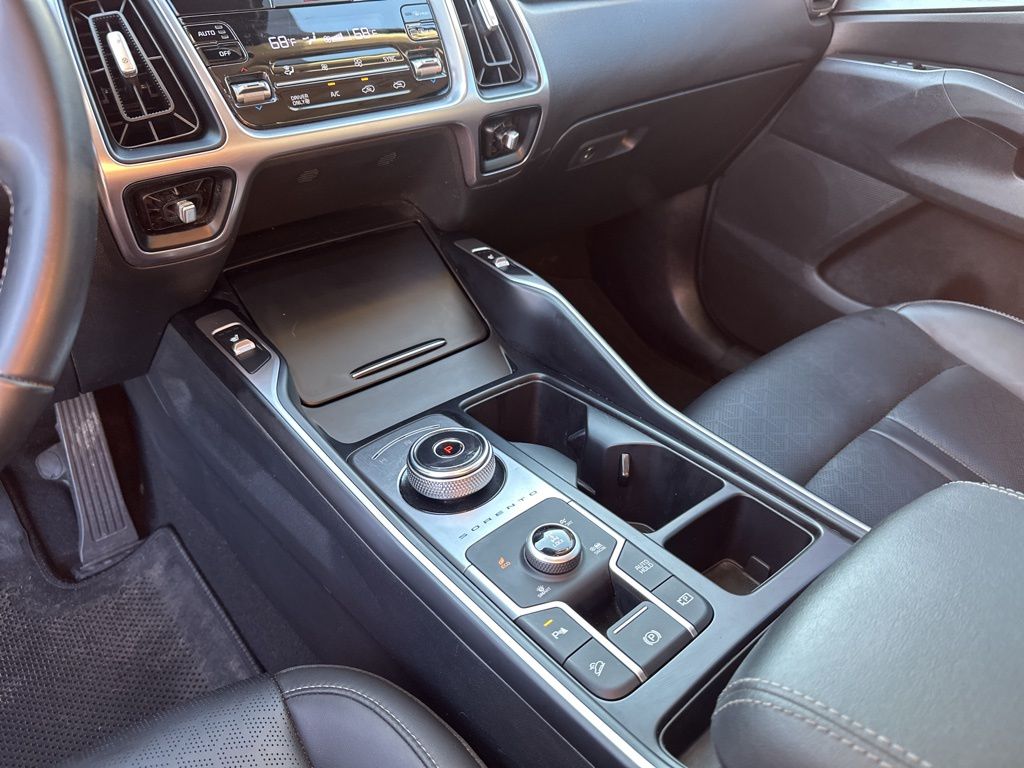 Used Car 2022 Kia Sorento Hybrid  Ex For Sale Under $30,000 In Austin, Texas