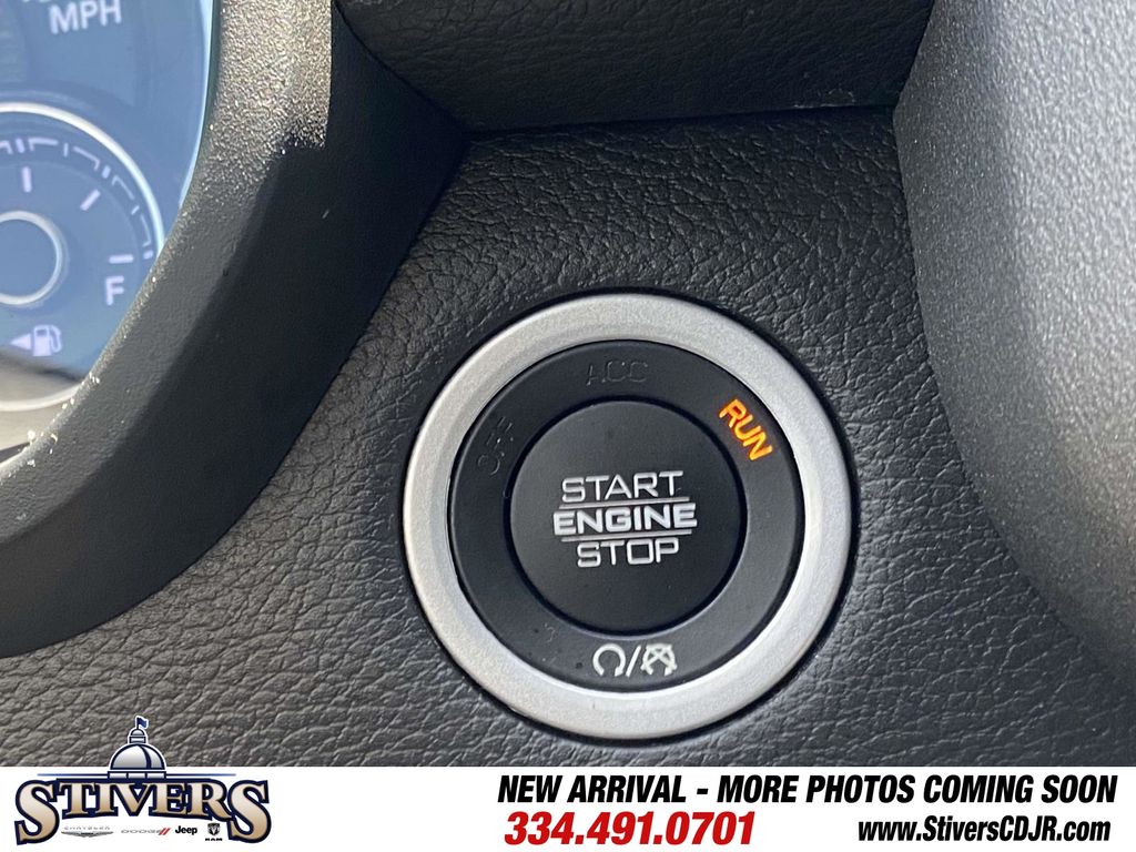 2022 Bright White Clearcoat Ram 1500 Tradesman RWD Truck