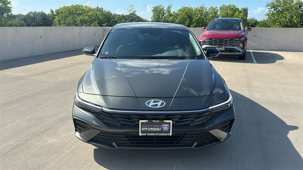 2025 Hyundai Elantra SEL Sport Gray at Classic Elite Chevrolet Sugar Land