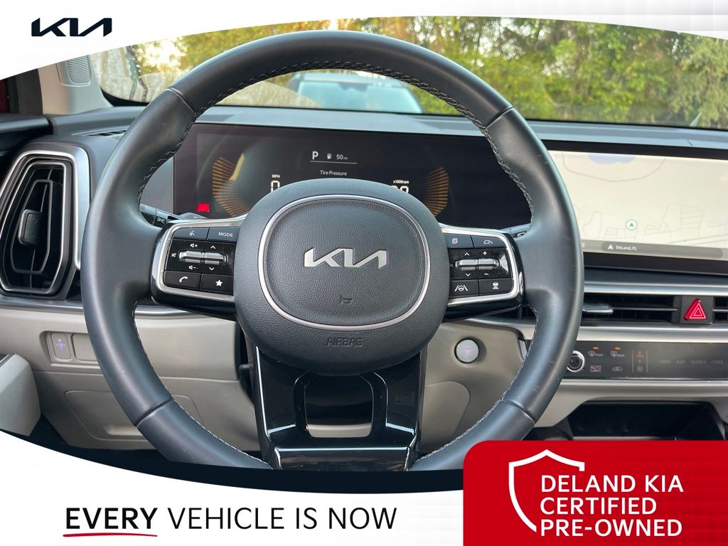 2024 Kia Sorento EX - Photo 22