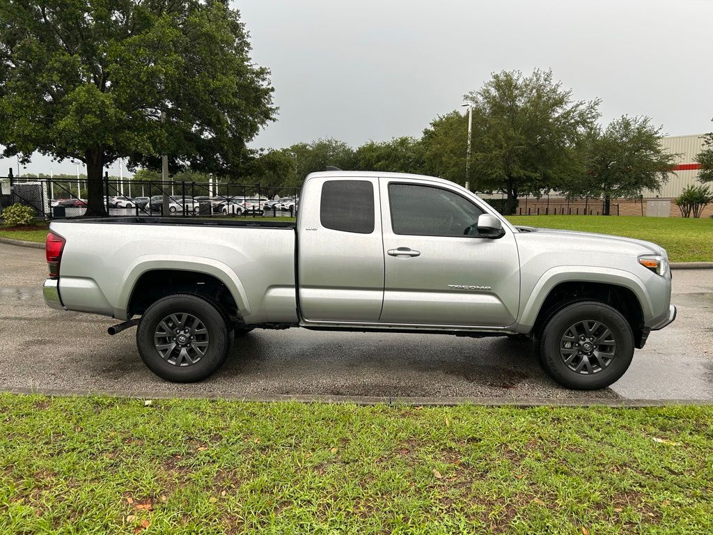 2023 Toyota Tacoma SR5 6