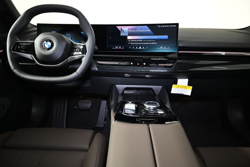 2025 BMW 5 Series 530i xDrive 16