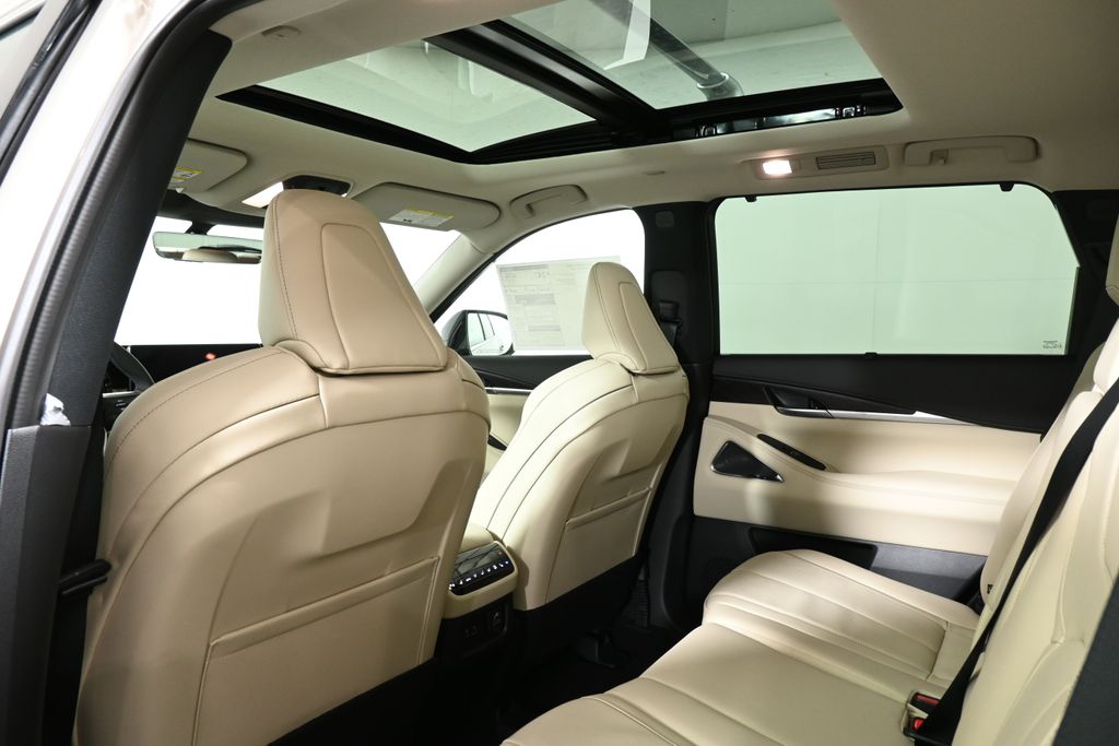 2025 INFINITI QX60 Sensory 28