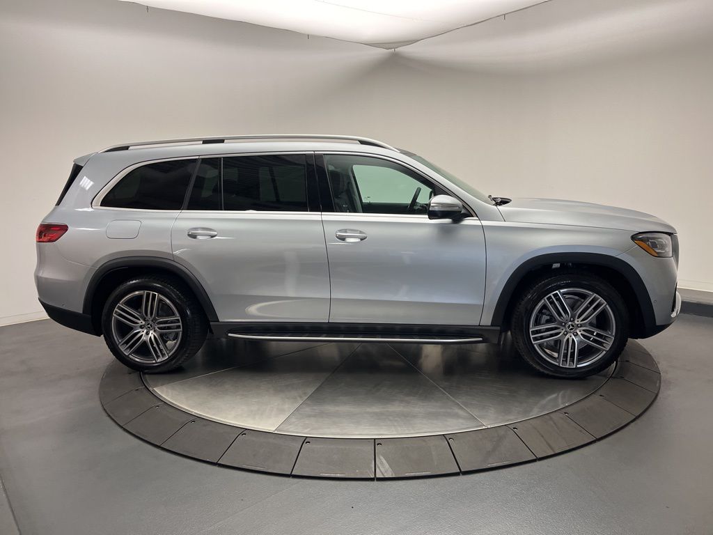 Thumbnail: 2026 Mercedes-Benz GLS - 8