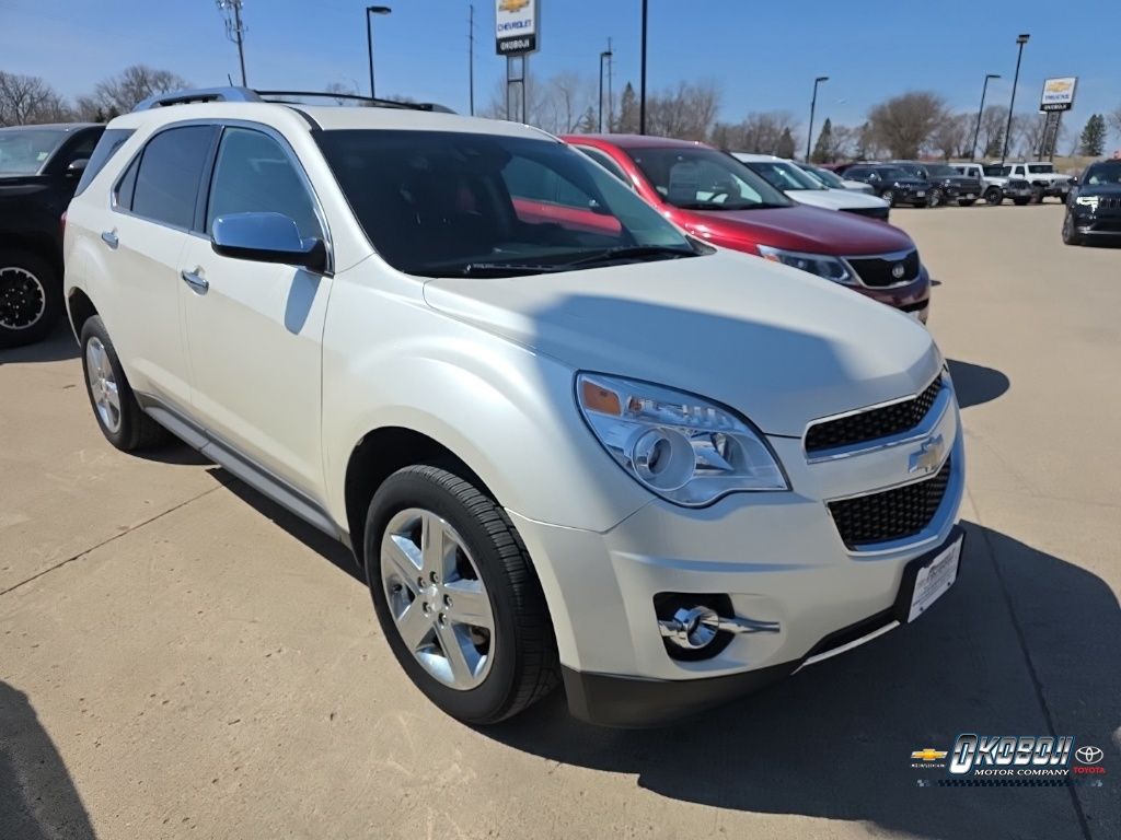 View vehicle photo 7