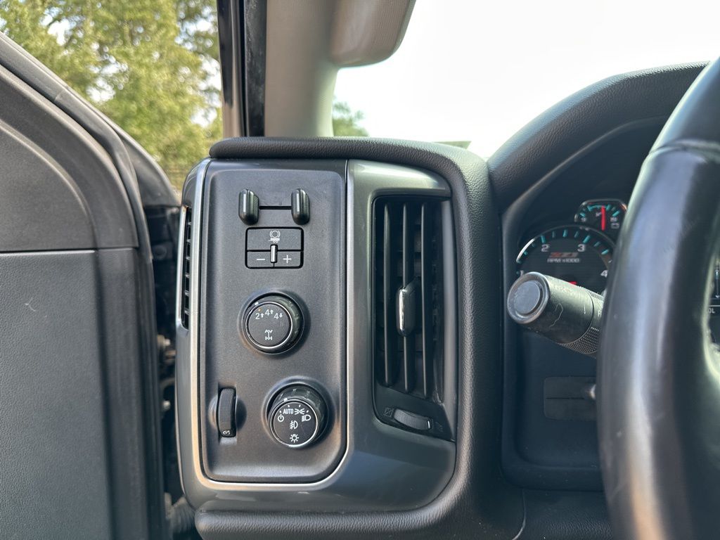 Used Car 2018 Chevrolet Silverado 2500hd  Lt For Sale Under $35,000 In Austin, Texas