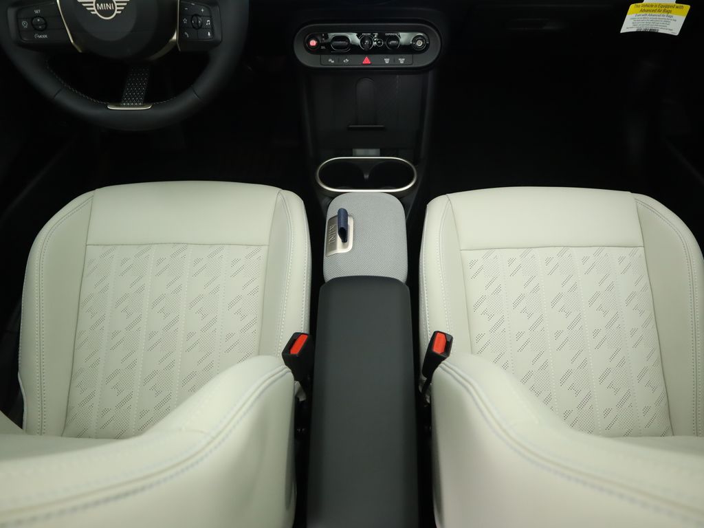 Thumbnail: 2026 MINI Cooper - 18