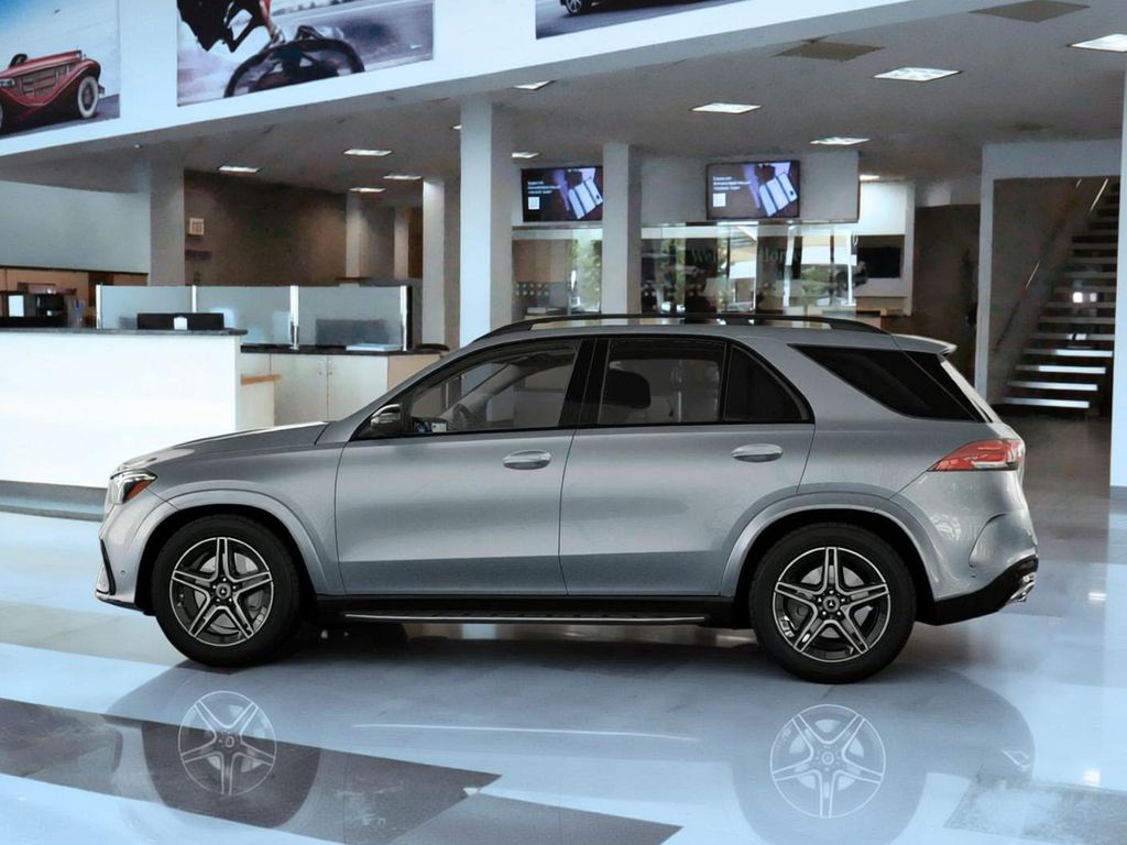 Thumbnail: 2026 Mercedes-Benz GLE - 32