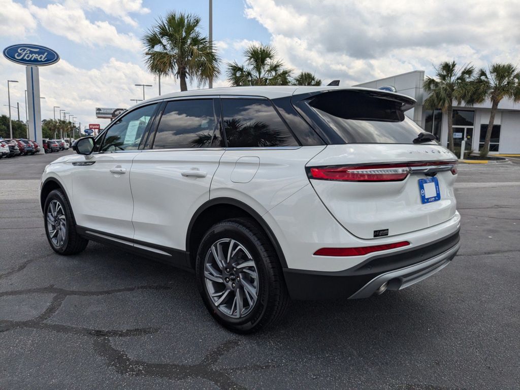 2025 Lincoln Corsair Premiere