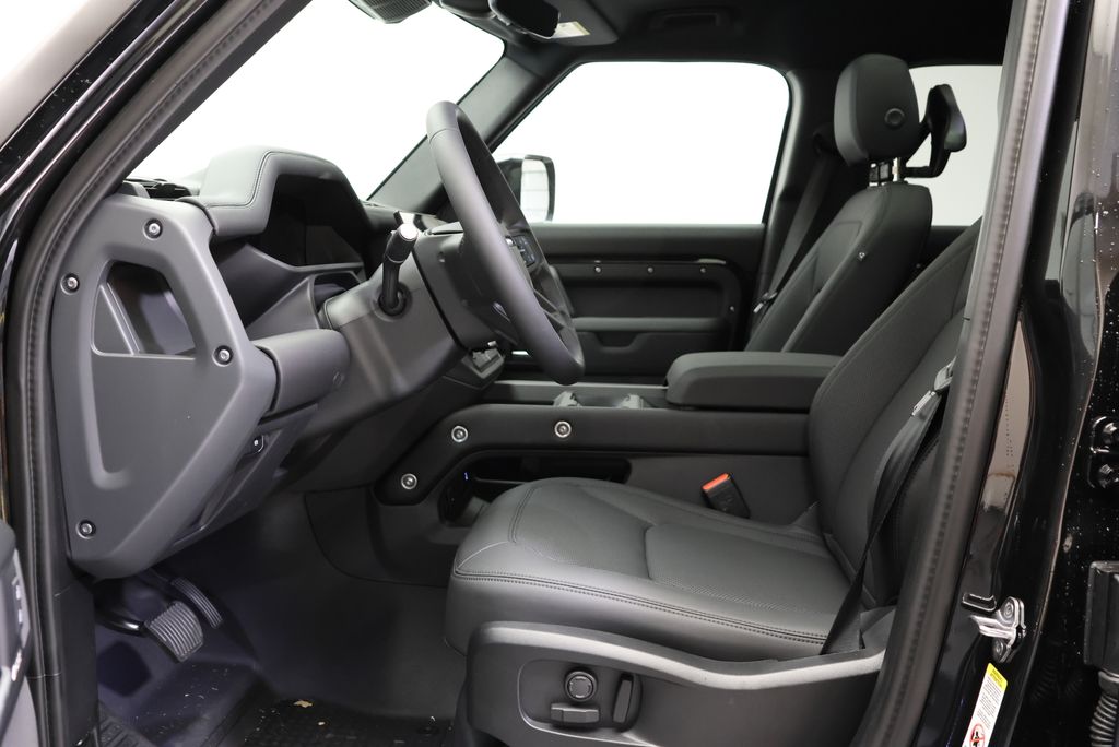 Thumbnail: 2026 Land Rover Defender - 31