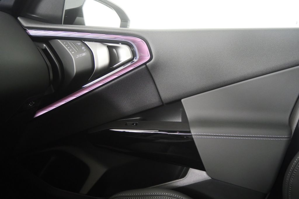 Thumbnail: 2026 BMW X3 - 22