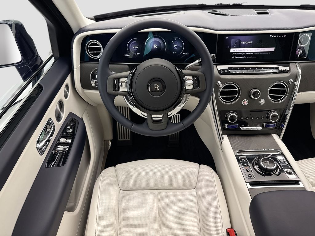 Thumbnail: 2026 Rolls-Royce Cullinan - 10