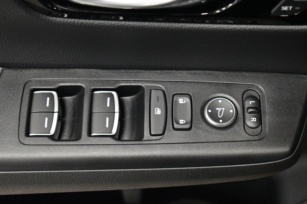 Thumbnail: 2025 Honda CR-V - 17